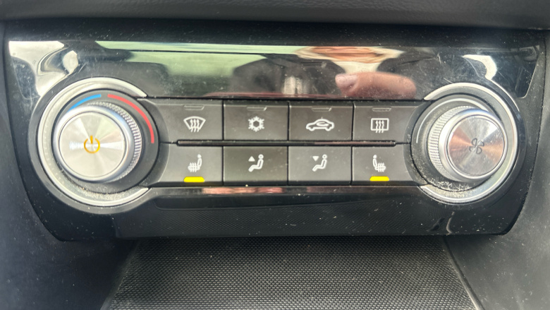 MG Zs 105kW Exclusive EV 45kWh 5dr Auto Electric Hatchback